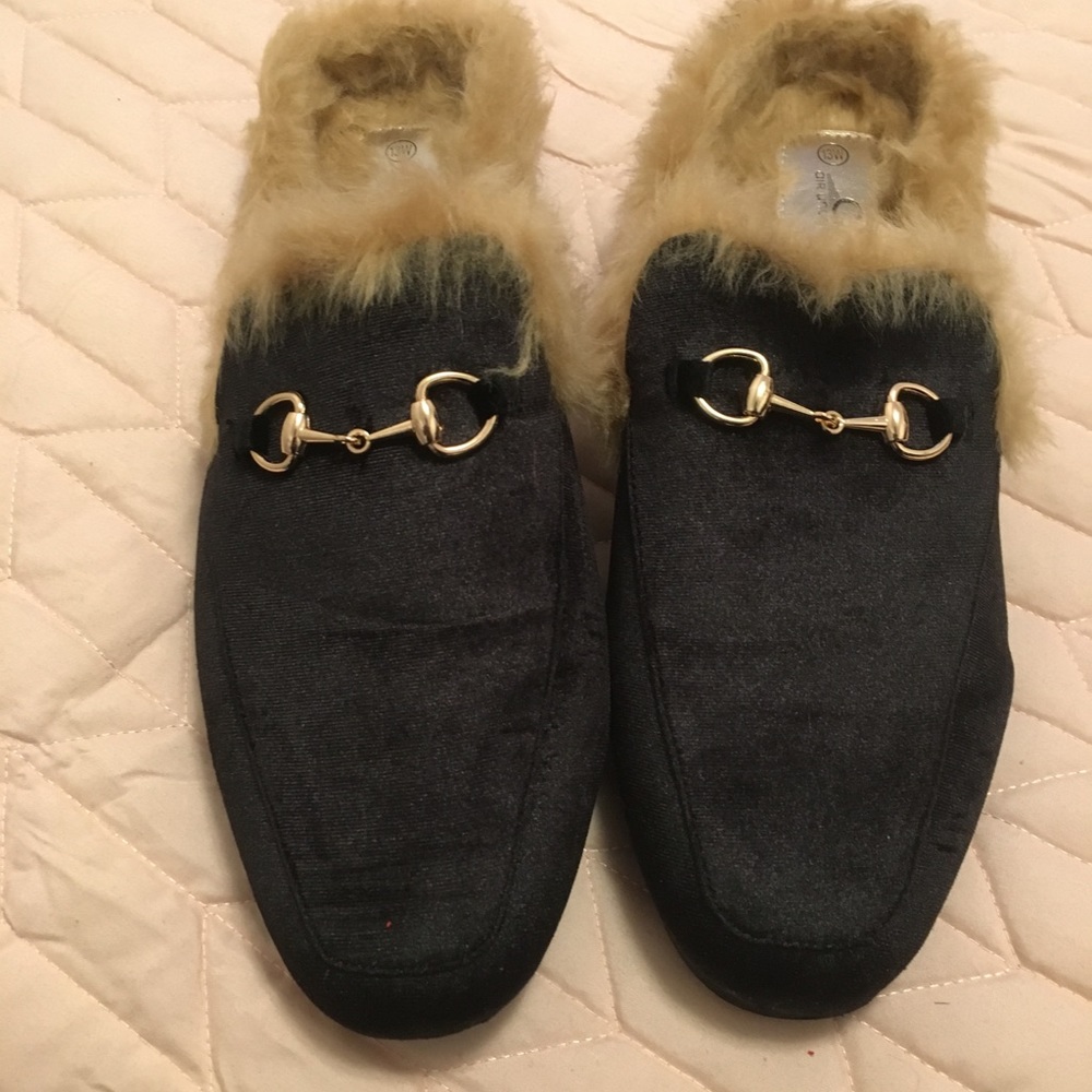 Mules - Picture 2 of 3